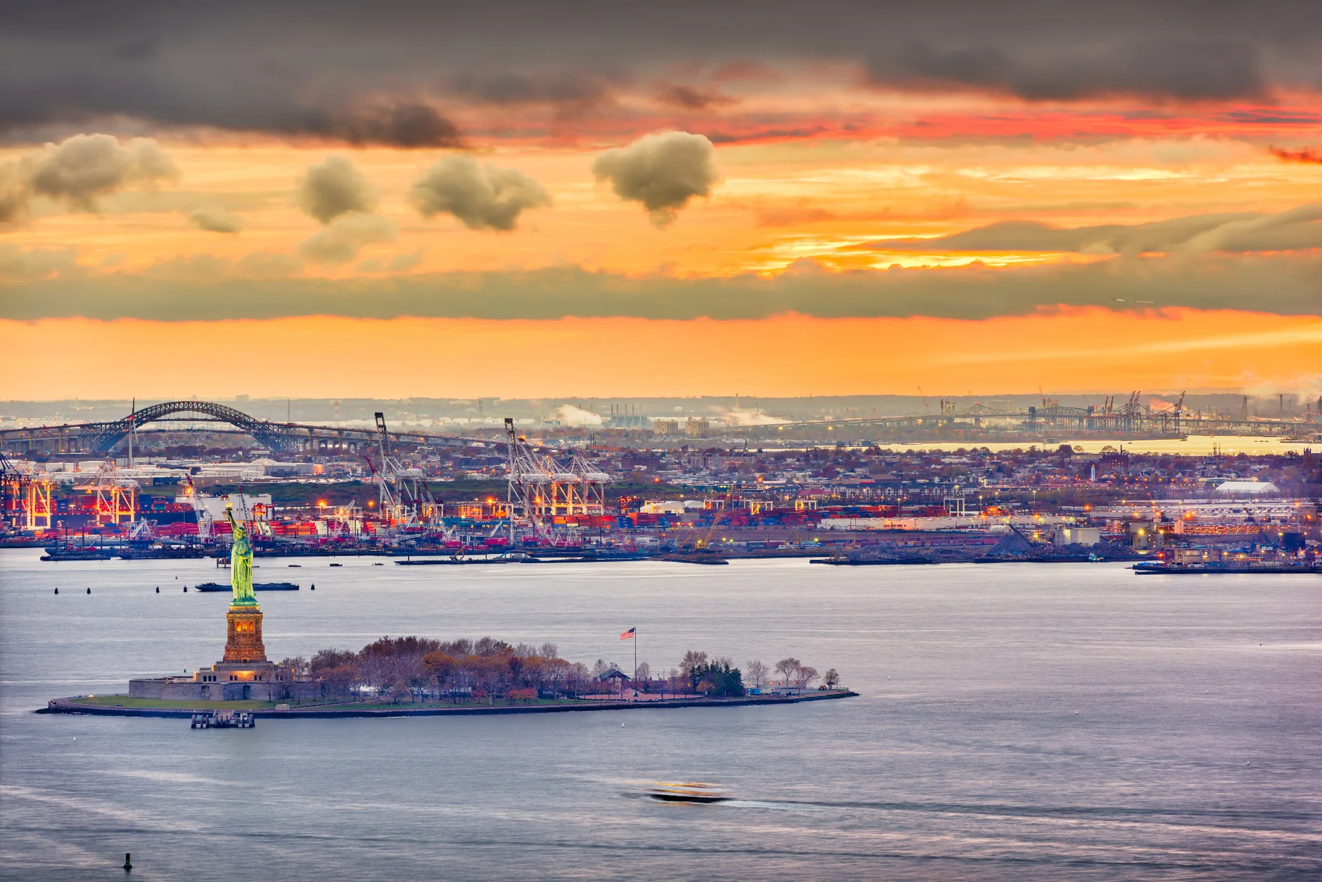 New York harbor and port